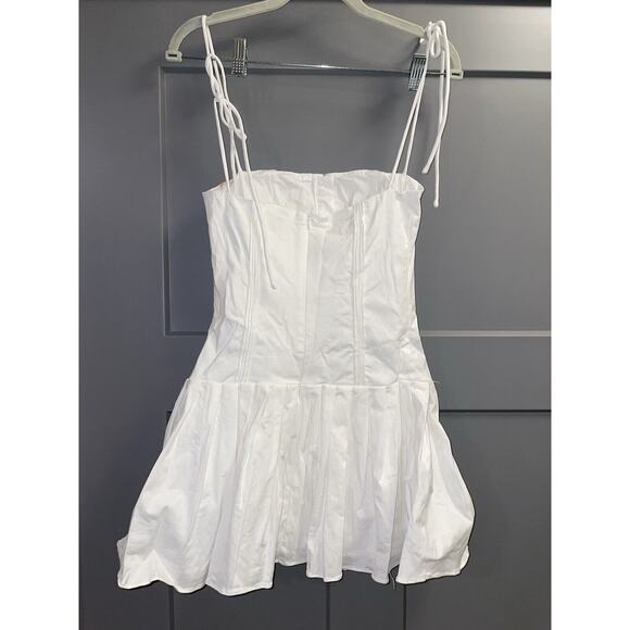 Edikted Perri XS White Pleated Corset Mini Visit Tie Shoulder Straps Drop Waist - Picture 7 of 10